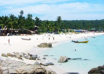 MASALAH pencemaran di Pulau Perhentian, Besut akan dapat diselesaikan apabila tangki septik di pulau itu akan dikosongkan tidak lama lagi.