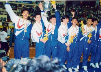 MALAYSIA menampilkan skuad terbaik ketika menjulang Piala Thomas di Kuala Lumpur pada 1992.