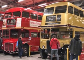 MUZIUM Pengangkutan London ialah pusat sehenti yang mempamerkan sejarah pengangkutan awam darat di United Kingdom. 
– MEDIA SOSIAL