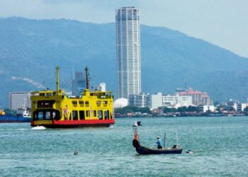 TIDAK lengkap kunjungan pelancong ke Pulau Pinang jika tidak merasai pengalaman menaiki feri. Tetapi mulai Januari ini, perkhidmatan feri penumpang ini akan diganti dengan bot laju.