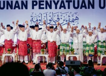 PENDIRIAN politik Pas yang kini bertentangan dengan UMNO menjadi punca kegagalan penyatuan ummah dalam kepemimpinan parti Islam itu.-UTUSAN/MUHAMAD IQBAL ROSLI
