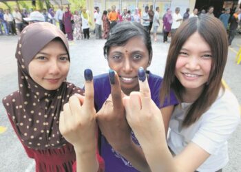 TERDAPAT kemungkinan pada masa depan, pengundi hanya akan memilih mengikut keperibadian calon dan bukan lagi sentimen kepartian. – GAMBAR HIASAN/UTUSAN