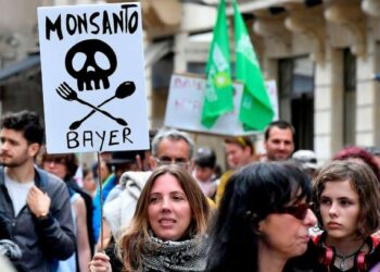 PADA Mac 2019, Juri Persekutuan AS memutuskan Monsanto bertanggungjawab menyebabkan
kanser yang dialami seorang lelaki di California. – GAMBAR HIASAN/AFP