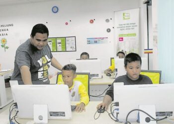 Belanjawan 2024 perlu memberi fokus terhadap penguasaan digital di sekolah.