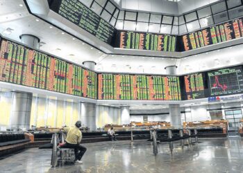 KEDUDUKAN pasaran saham negara meningkat sejurus Anwar Ibrahim dilantik sebagai Perdana
Menteri ke-10.