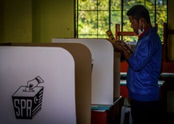Seseorang wakil rakyat dipilih atas kapasiti mampu membawa suara masyarakat dan mengubah kehidupan di kawasan yang diwakilinya. – GAMBAR HIASAN/UTUSAN