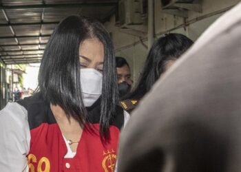 PUTRI CANDRAWATHI