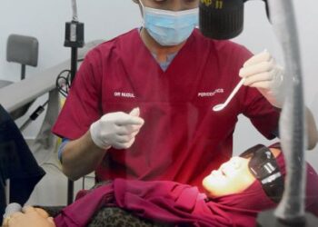 PENEKANAN kepada perkhidmatan yang holistik  memastikan pengamal kesihatan dapat memberi perkhidmatan yang berkesan dan penuh kasih sayang.