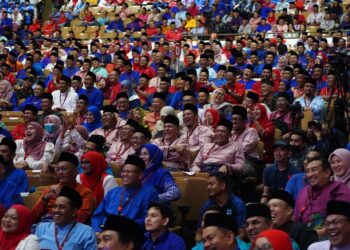 Sesi penggulungan pada Perhimpunan Agung UMNO 2023 di Pusat Dagangan Dunia (WTC) di ibu negara hari ini.