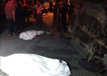 DUA wanita warga Indonesia yang maut selepas motosikal ditunggang mereka dirempuh sebuah kereta di Lorong Mughni, Jalan Kebun, dekat Shah Alam, Selangor, semalam.