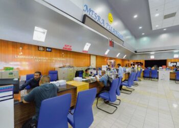 PENULIS gagal membayar ansuran kepada Lembaga Pembiayaan Perumahan Sektor Awam (LPPSA)
selepas menamatkan perkhidmatan kerana tidak mempunyai kerja tetap.