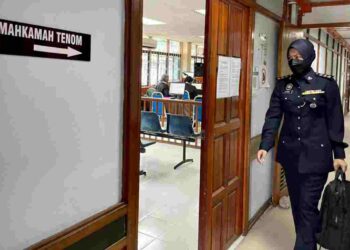 LATIFAH Abdul Aziz hadir sebagai saksi di Mahkamah Majistret Tenom hari ini