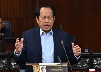 AHMAD MASLAN