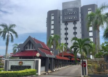 KES sebutan semula kes saman fitnah  Sultanah Nur Zahirah terhadap Clare Rewcastle-Brown ditetapkan di Mahkamah Majistret Kuala Terengganu, Kuala Terengganu pada 27 Julai depan.
