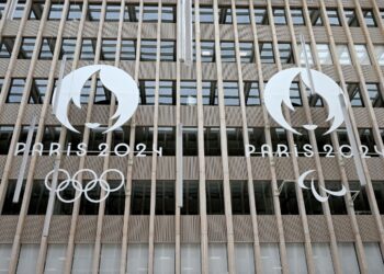 TUAN rumah Sukan Olimpik  2024, Paris hanya membenarkan orang kenamaan  menikmati minuman beralkohol ketika menonton pertandingan sepanjang temasya itu.