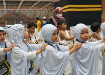 Seramai 6,500 orang pelajar terlibat  menyertai Program Simulasi Haji Cilik Little Hajj 2023 program itu turut disokong 780 orang guru sebagai tenaga mutawif.