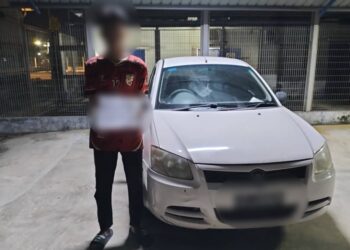 REMAJA berusia 13 tahun yang memandu kereta Proton Saga milik ibunya ditahan di Taman Banggol Indah, Kemaman, semalam.