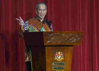 WAN JUNAIDI TUANKU JAAFAR