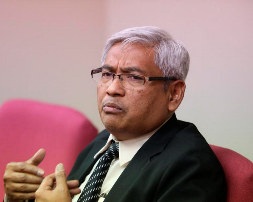 Tengku Maimun pun dilantik oleh ahli politik &#8211; Aziz Bari