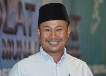 DANNI Rais ketika ditemui selepas majlis Munajat Perdana dan Pengisytiharan Calon PN Negeri Sembilan di Seremhan malam tadi.-UTUSAN/MOHD. SHAHJEHAN MAAMIN.