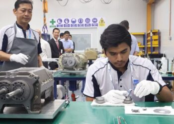 INDEKS Harga Pengeluar (IHPR) Malaysia meningkat perlahan 0.5 peratus pada Disember 2024, menamatkan penurunan tiga bulan berturut-turut.GAMBAR HIASAN