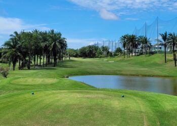 IOI Palm Villa GCR menampilkan kelainan apabila menjadi kelab golf pertama di negara ini yang mempunyai par 6.