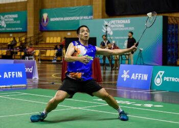 CHEAH Liek Hou meneruskan saingan dalam kategori SU5 (berdiri/kemerosotan anggota badan atas) di Sukan Para Asia Hangzhou 2022.