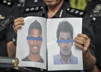 POLIS menunjukkan lakaran dua suspek dikenali Thomas dan John yang diburu dipercayai terlibat sindiket curi kereta mewah sebelum jual ke laman sesawang.