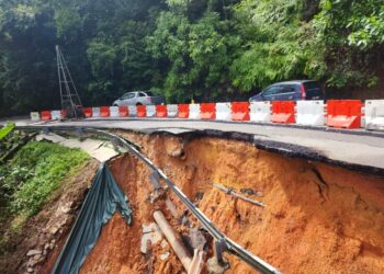 JALAN FT006 iaitu jalan mengelilingi pulau dari Jalan Balik Pulau ke Teluk Bahang, Pulau Pinang yang mengalami kerosakan akibat  kegagalan cerun ditutup sepenuhnya bermula 14 Julai lalu sehingga tempoh yang akan diumumkan kelak.