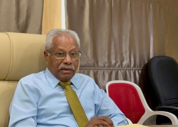 A. SIVANESAN dalam sidang akhbar mengenai kekurangan katil pesakit di Unit Kecemasan HRPB Ipoh. - UTUSAN/LIYANA RAMLI