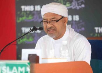 MOHD. Nassuruddin Daud semasa menyampaikan kuliah jumaat di Medan Ilmu, Kota Bharu, Kelantan.-UTUSAN/KAMARUL BISMI KAMARUZAMAN