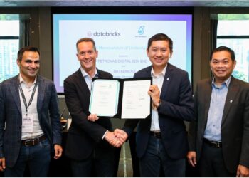 MAJLIS pertukaran dokumen kerjasama atara Databricks dan Petronas Digital untuk mempercepat inisiatif data dan kecerdasan buatan.