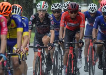AIMAN Zariff memenangi jersi merah selaku Raja Bukit dalam LTdL 2022.