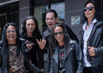 Man (kiri) menolak sebarang kaitan antara kumpulan barunya M.A.X dengan kumpulan May.