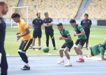 KIM Pan Gon berdepan kesukaran memilih penyerang tulen untuk memperkuatkan cabaran Harimau Malaya.