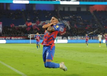 PENYERANG JDT, Bergson Da Silva meraikan gol jaringannya pada perlawanan Liga Super menentang Perak FC di Stadium Sultan Ibrahim Iskandar Puteri.