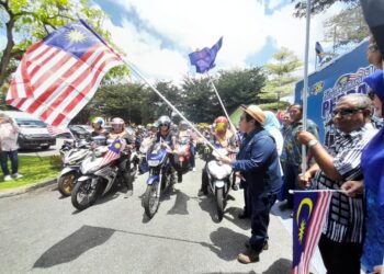 AZALINA OTHMAN SAID  melancarkan Semarak Malaysia Merdeka Ke-66 Peringkat Parlimen Pengerang di Dewan Kejora Bandar Penawar, Kota Tinggi.