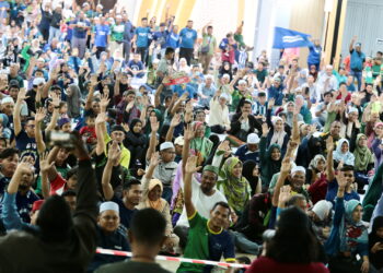 Pemimpin Pas perlu berubah dengan mengamalkan semangat setiakawan tinggi dan membuang sifat munafik jika mahu kembali membentuk perpaduan ummah dengan UMNO.-GAMBAR HIASAN