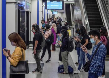 DISEBABKAN berleluasa berita palsu di media sosial, sudah tiba masanya Akta Antiberita Tidak Benar 2018 yang dimansuhkan oleh kerajaan digubal semula dengan penambahbaikan. – UTUSAN/AMIR KHALID