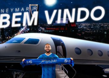 NEYMAR diperkenalkan secara rasmi sebagai bintang baharu kelab Arab Saudi, Al-Hilal semalam. – IHSAN AL-HILAL.