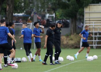 KIM Pan Gon memanggil 26 pemain negara bagi persiapan menentang Syria dan China bulan depan.