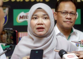 FADHLINA Sidek