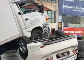 KEADAAN dua kenderaan terbabit dalam kemalangan di Bandar Puteri, Puchong, Serdang hari ini.