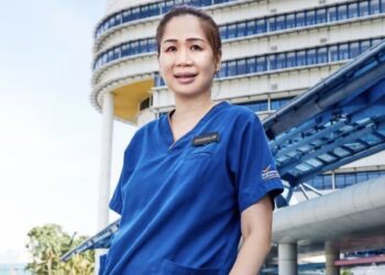 SHARON Low satu-satunya pakar bedah saraf pediatrik wanita 
di Singapura. 
– AGENSI/CNA