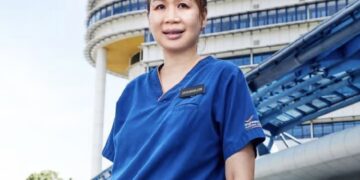 SHARON Low satu-satunya pakar bedah saraf pediatrik wanita 
di Singapura. 
– AGENSI/CNA