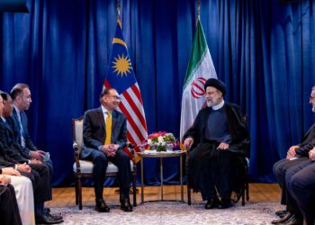 ANWAR Ibrahim mengadakan pertemuan dengan Presiden Iran, Seyed Ebrahim Raisi di New York,  Amerika Syarikat hari ini.,