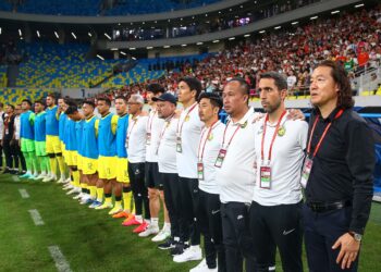 Jurulatih bola sepak negara, Kim Pan Gon berjaya pacu skuad kebangsaan untuk mencatatkan dua keputusan seri dalam aksi perlawanan persahabatan baru-baru ini. (FOTO: ihsan FAM)
