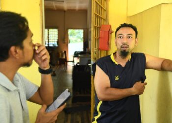 MAT Radzi Ismail ketika ditemui di rumahnya di Jalan Padang Nyu, Arau, Perlis hari ini.- UTUSAN/IZLIZAN OTHMAN