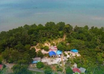 SEBELUM ini, kerajaan Indonesia meminta semua penduduk Rempang berpindah ke lokasi baharu dengan tarikh akhir diberikan pada 28 September. - AGENSI
