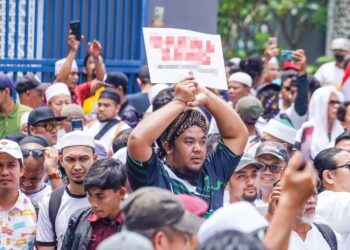 HUJUNG minggu lalu ada demonstrasi secara aman di ibu negara bagi menuntut individu tertentu didakwa 
di mahkamah atas alasan keadilan untuk semua pihak. – UTUSAN/AMIR KHALID
